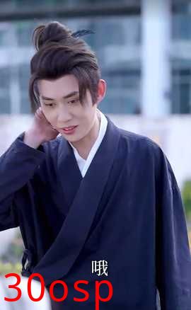 军训求雨我玄学大佬的身份瞒不住了